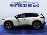 Thumbnail of 2023 White Nissan Rogue