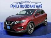 Photo of 2020 Maroon Nissan Rogue Sport