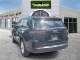 Thumbnail of 2022 Diamond Black Jeep Grand Cherokee L