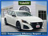 Thumbnail of 2025 Glacier White Nissan Altima
