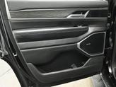 Thumbnail of 2023 Diamond Black Crystal Pearlcoat Jeep Wagoneer
