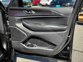 Thumbnail of 2022 Diamond Black Jeep Grand Cherokee