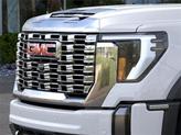 Thumbnail of 2025 Summit White GMC Sierra 2500