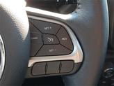 Thumbnail of 2022 Alpine White Clearcoat Jeep Renegade