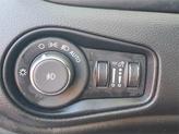 Thumbnail of 2022 Alpine White Clearcoat Jeep Renegade