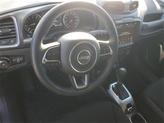 Thumbnail of 2022 Alpine White Clearcoat Jeep Renegade