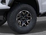 Thumbnail of 2025 Summit White Chevrolet Colorado