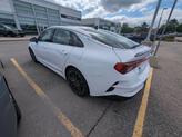 Thumbnail of 2022 Glacial White Pearl Kia K5