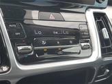 Thumbnail of 2022 Glacial White Pearl Kia Sorento