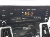 Thumbnail of 2022 Glacial White Pearl Kia Sorento
