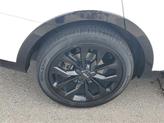Thumbnail of 2022 Glacial White Pearl Kia Sorento
