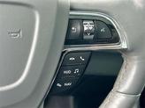 Thumbnail of 2018 White Platinum Metallic Tri-Coat Lincoln Navigator L