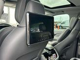 Thumbnail of 2018 White Platinum Metallic Tri-Coat Lincoln Navigator L