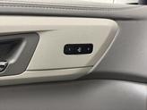 Thumbnail of 2017 Iridescent Pearl Tricoat Chevrolet Traverse