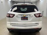 Thumbnail of 2017 Iridescent Pearl Tricoat Chevrolet Traverse
