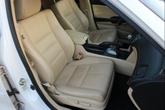 Thumbnail of 2012 White Diamond Pearl Honda Crosstour