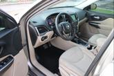 Thumbnail of 2019 Gray Jeep Cherokee