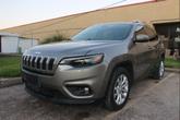 Photo of 2019 Gray Jeep Cherokee