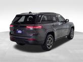 Thumbnail of 2022 Metallic Jeep Grand Cherokee