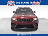 Thumbnail of 2025 Velvet Red Pearlcoat Jeep Grand Cherokee