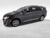 Thumbnail of 2017 Granite Crystal Clearcoat Metallic Chrysler Pacifica