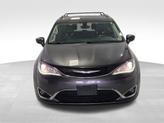 Thumbnail of 2017 Granite Crystal Clearcoat Metallic Chrysler Pacifica