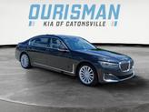 Photo of 2022 Black Sapphire Metallic BMW 740