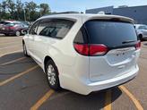 Thumbnail of 2019 White Chrysler Pacifica