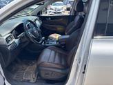 Thumbnail of 2019 White Kia Sorento