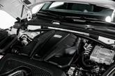 Thumbnail of 2020 Carrara White Metallic Porsche Macan