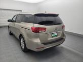 Thumbnail of 2016 Tan Kia Sedona