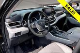 Thumbnail of 2022 Midnight Black Metallic Toyota Highlander