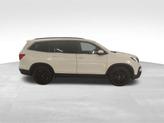 Thumbnail of 2022 Platinum White Pearl Honda Pilot