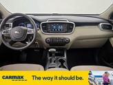 Thumbnail of 2019 White Kia Sorento