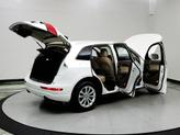 Thumbnail of 2015 White Audi Q5