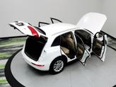 Thumbnail of 2015 White Audi Q5