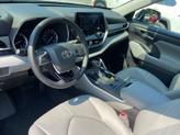 Thumbnail of 2021 Blizzard Pearl Toyota Highlander
