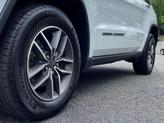 Thumbnail of 2020 Bright White Clearcoat Jeep Grand Cherokee