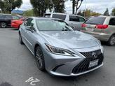 Photo of 2022 Iridium Lexus ES 300h