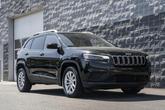 Thumbnail of 2020 Diamond Black Crystal Pearlcoat Jeep Cherokee