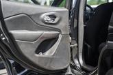 Thumbnail of 2020 Diamond Black Crystal Pearlcoat Jeep Cherokee