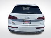 Thumbnail of 2022 Glacier White Metallic Audi Q5