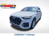 Photo of 2022 Glacier White Metallic Audi Q5