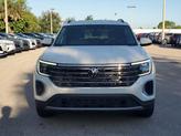 Thumbnail of 2025 Pure White Volkswagen Atlas