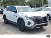 Photo of 2025 Pure White Volkswagen Atlas