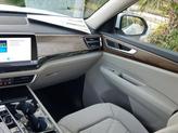 Thumbnail of 2025 Pure White Volkswagen Atlas