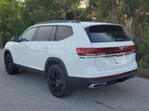 Thumbnail of 2025 Pure White Volkswagen Atlas