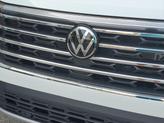 Thumbnail of 2025 Pure White Volkswagen Atlas