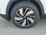 Thumbnail of 2025 Pure White Volkswagen Atlas