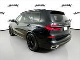 Thumbnail of 2023 Black Sapphire Metallic BMW X7